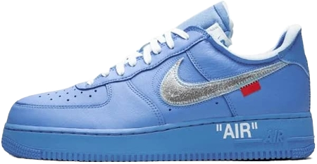 La Nike Air Force 1 x Off-White « MCA » est unique avec son colorie full bleu et son logo argenté la rend unique. Cette paire est unique avec la collaboration entre Nike et Off-White.